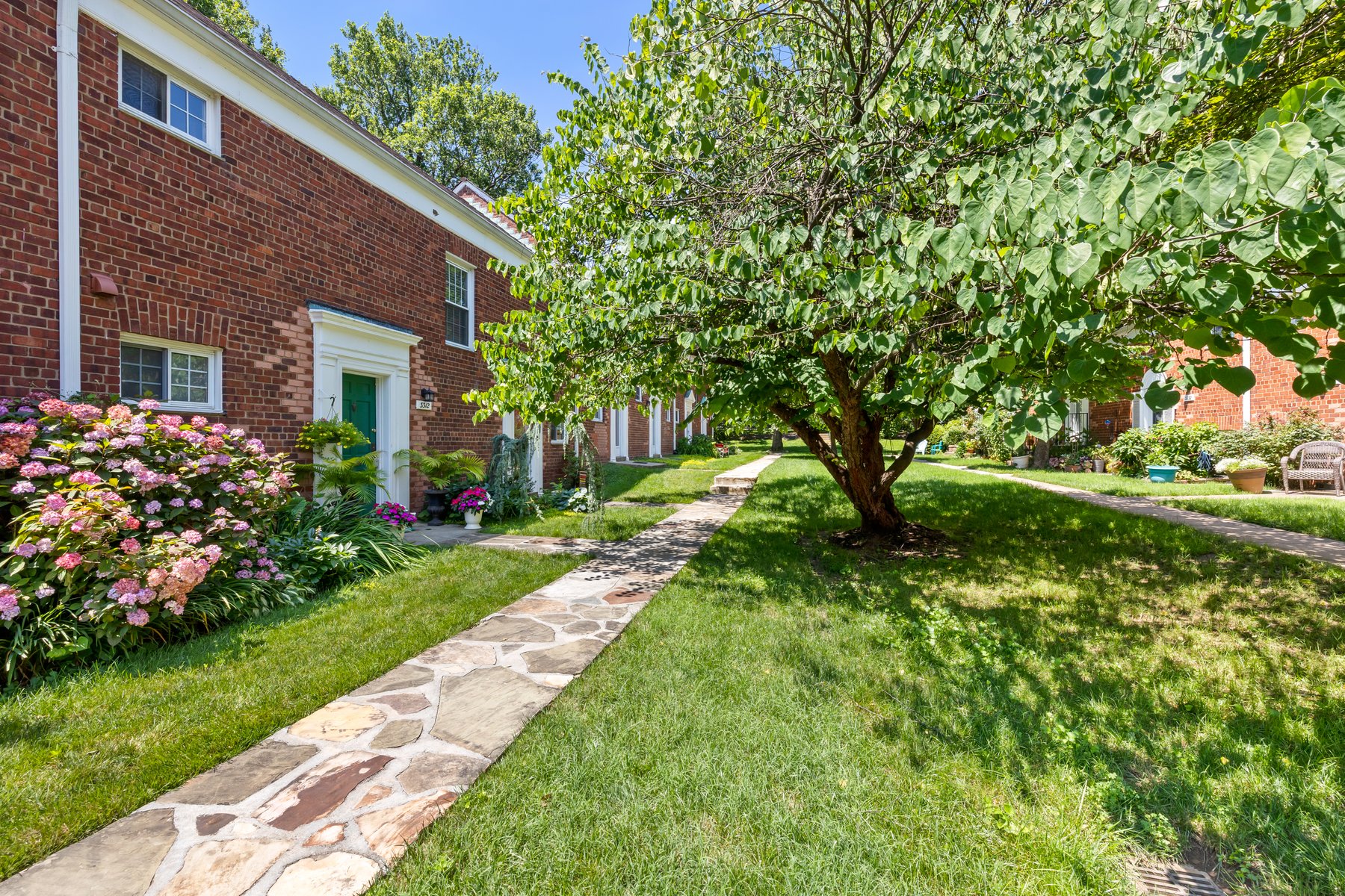 Miracaza Condo Property Management